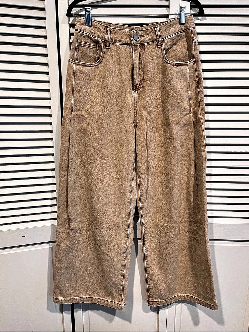 Dazy Wide Leg Jeans in Brown Size Large Like New